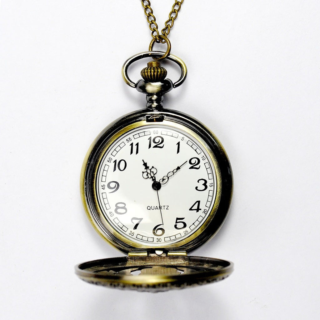Nostalgic Retro Butterfly Flower Carved Hollow Pocket Watch